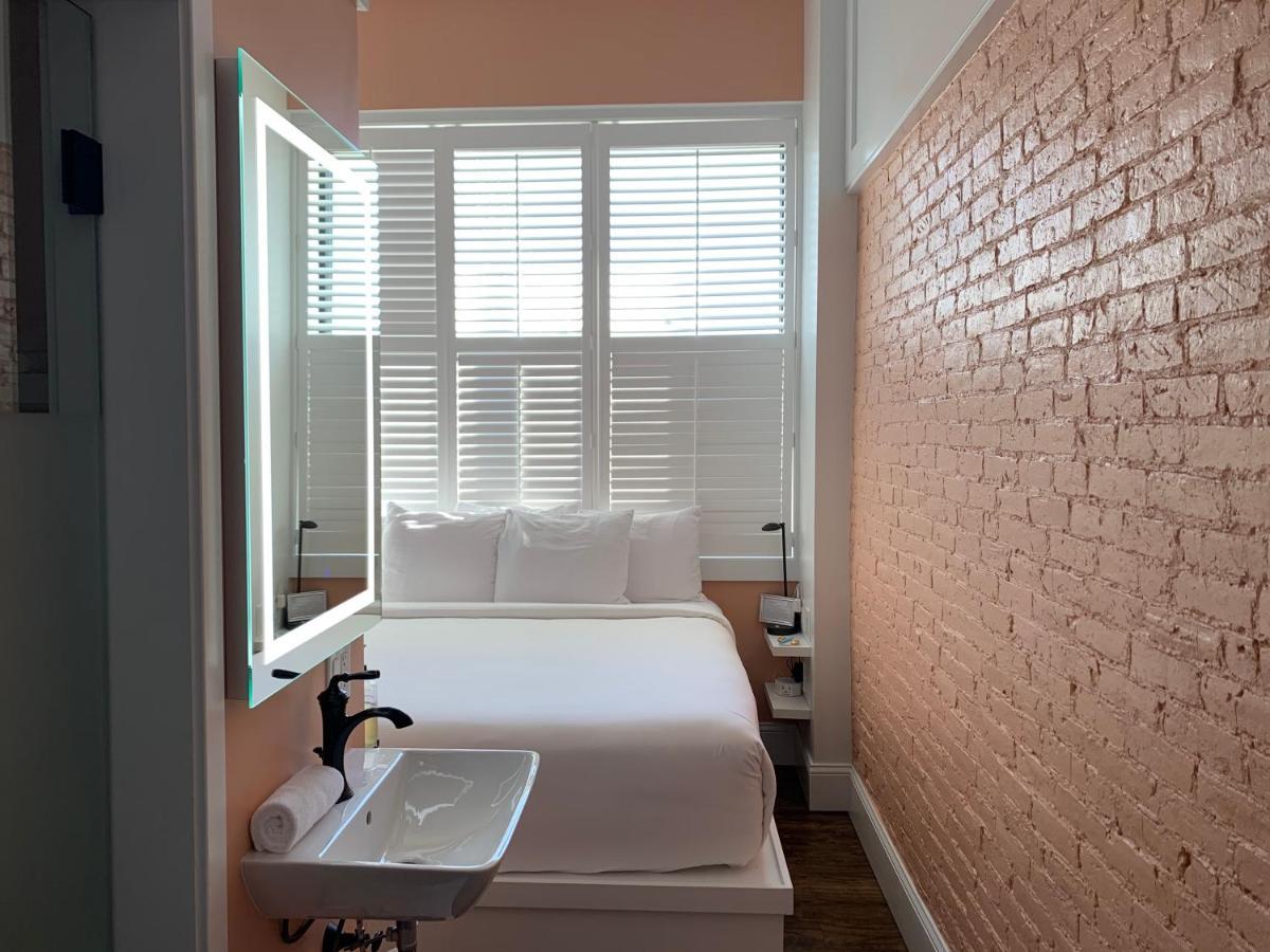 The Cabot Lodge Beverly Ngoại thất bức ảnh
